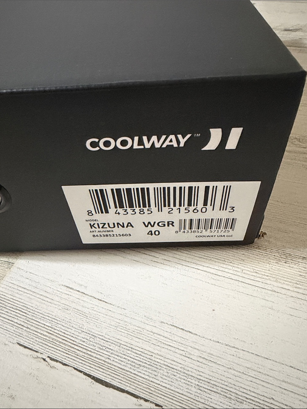Coolway Kizuna Green Sneakers with Red Stripes and Cream Accents Unisex - Picture 10 of 12